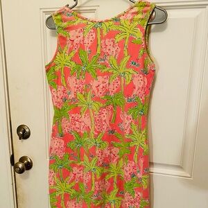 Lilly Pulitzer pink elephant Top size S.